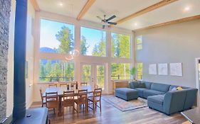 Woodland Cabins Micro Resort 3*